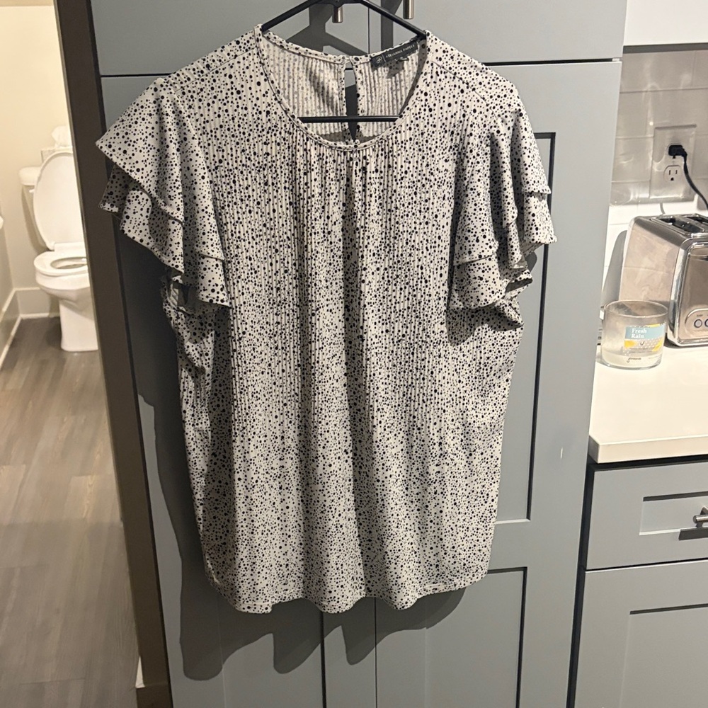 Adrianna Papell Black and White Speckled Blouse